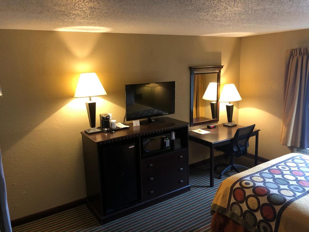 ซูเปอร์ 8 บาย วินด์แฮม แฮริสัน อาร์คันซอ Motel ภายนอก รูปภาพ